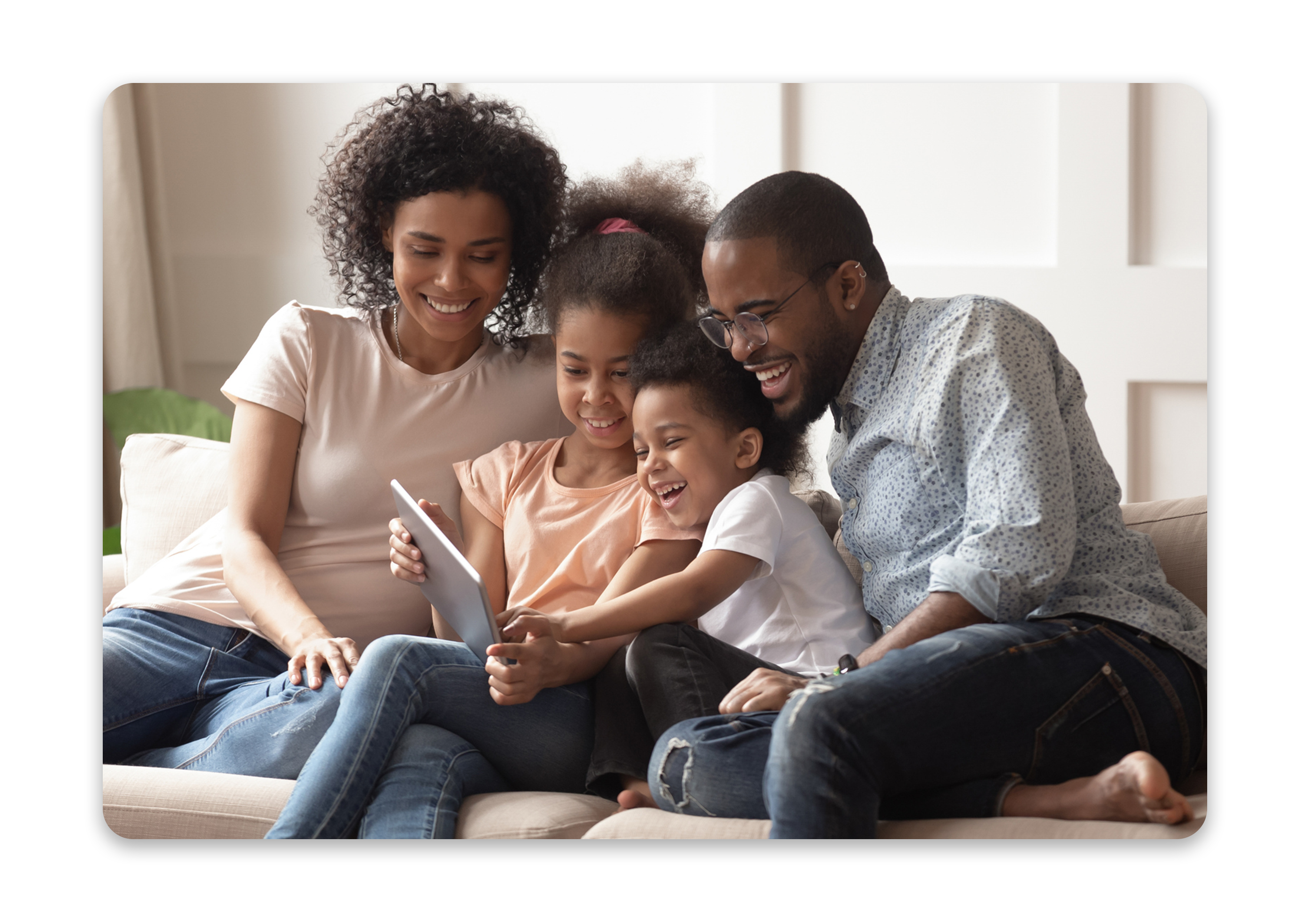 panorama-for-students-family-reviewing-progress